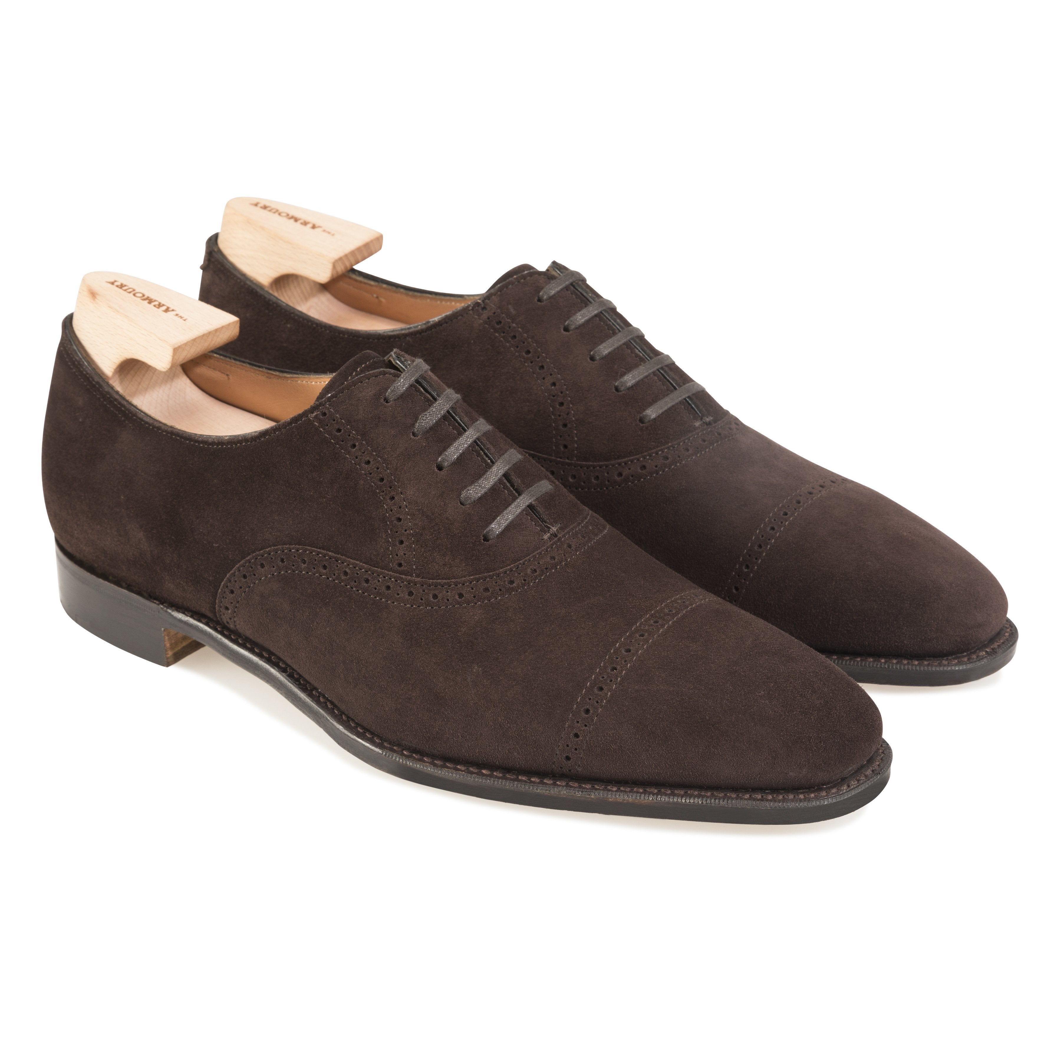 Suede cap cheap toe shoes